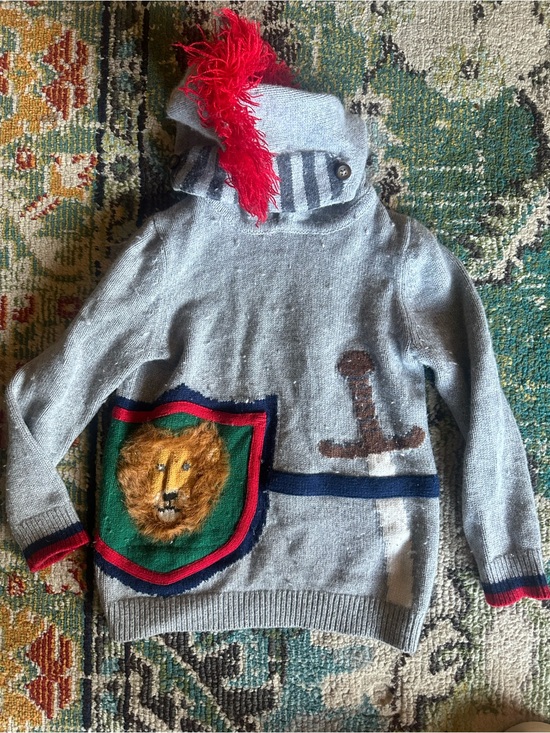 Mini Boden Other - Mini Boden Gray Knit Hoodie with Lion Shield and Red Tassel